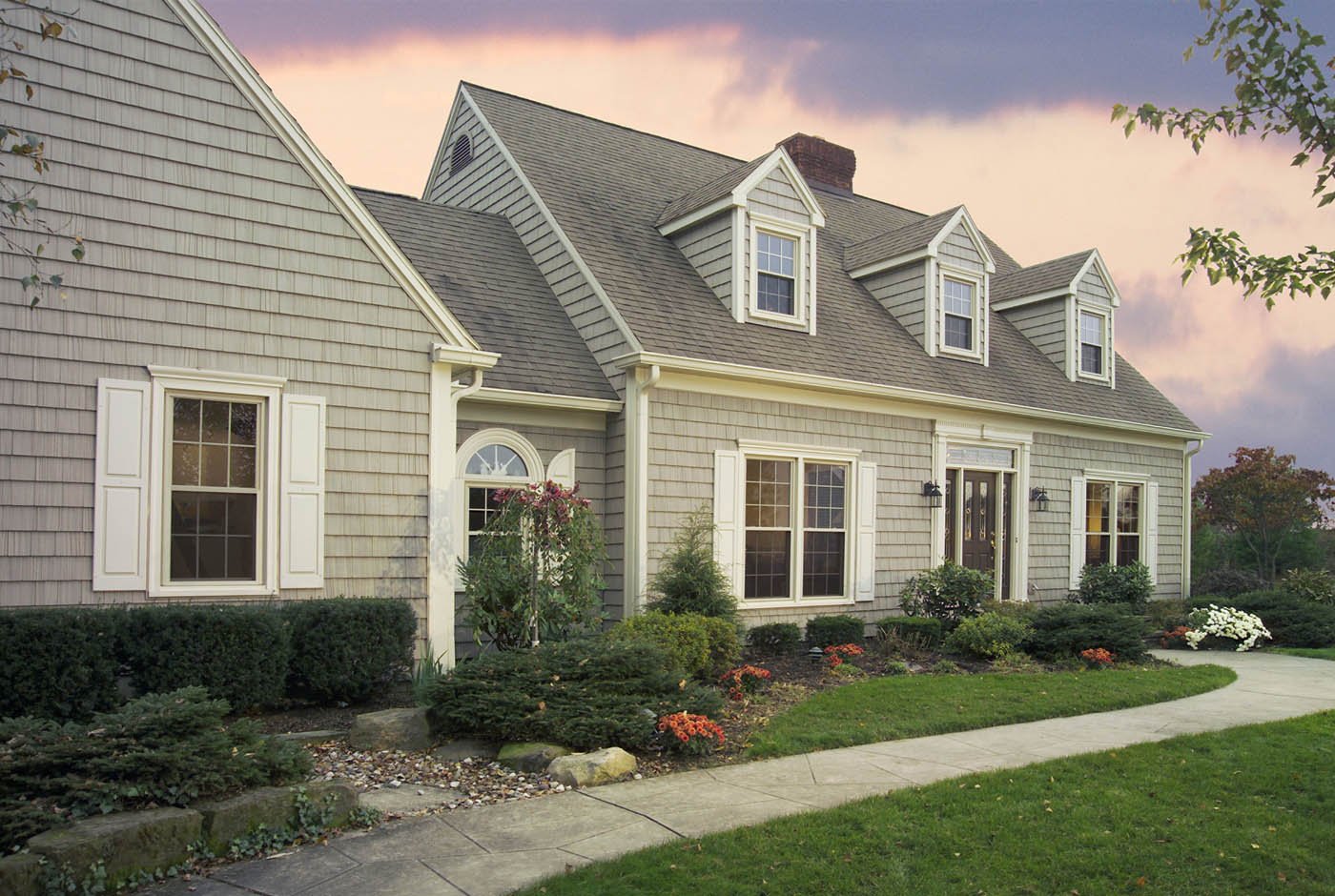 какой сайдинг лучше для дома