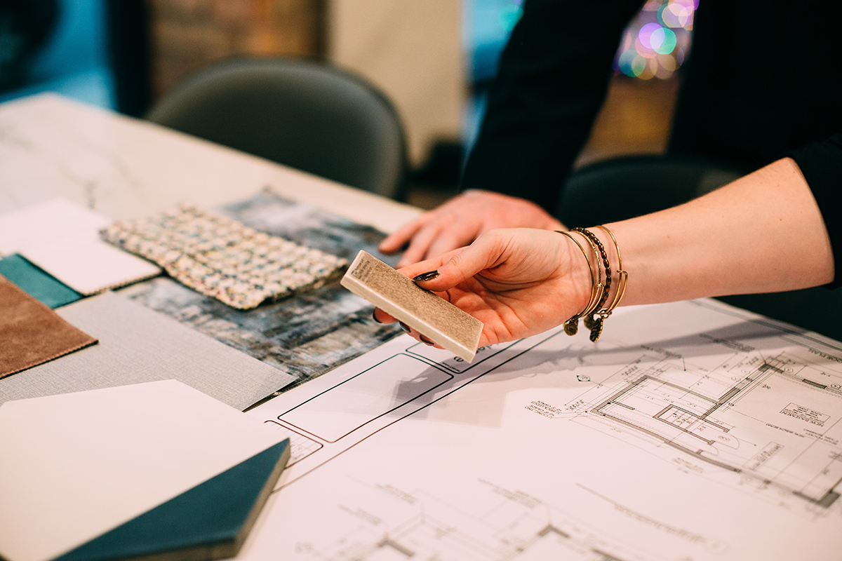 Что лучше: плитка или керамогранит?